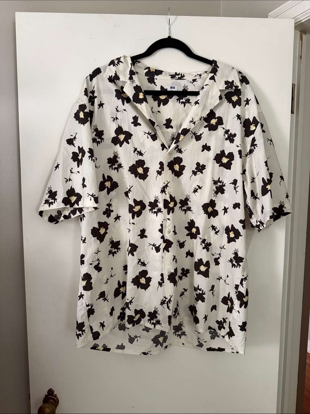 Men’s Cream Floral Button-Down Shirt